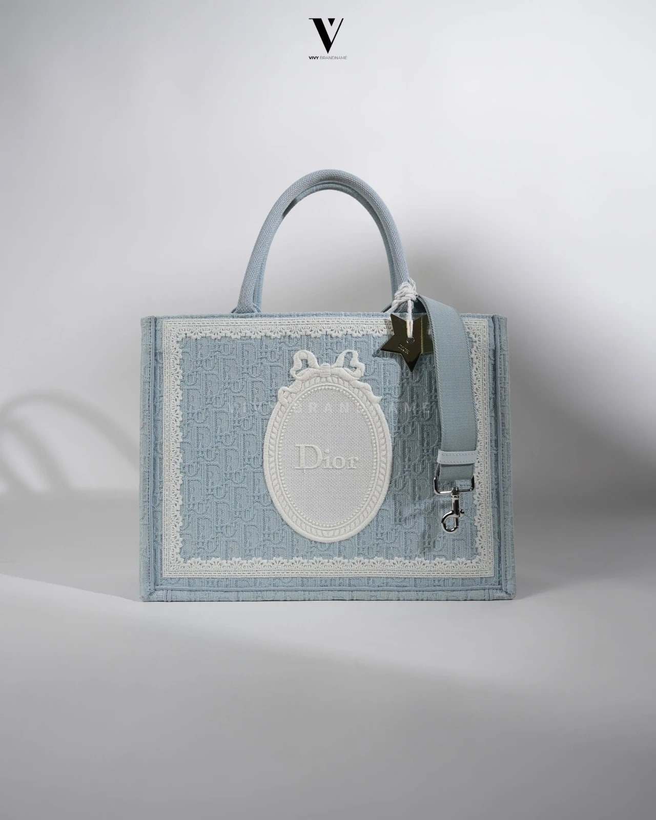 Dior book tote medium — ภาพ 1