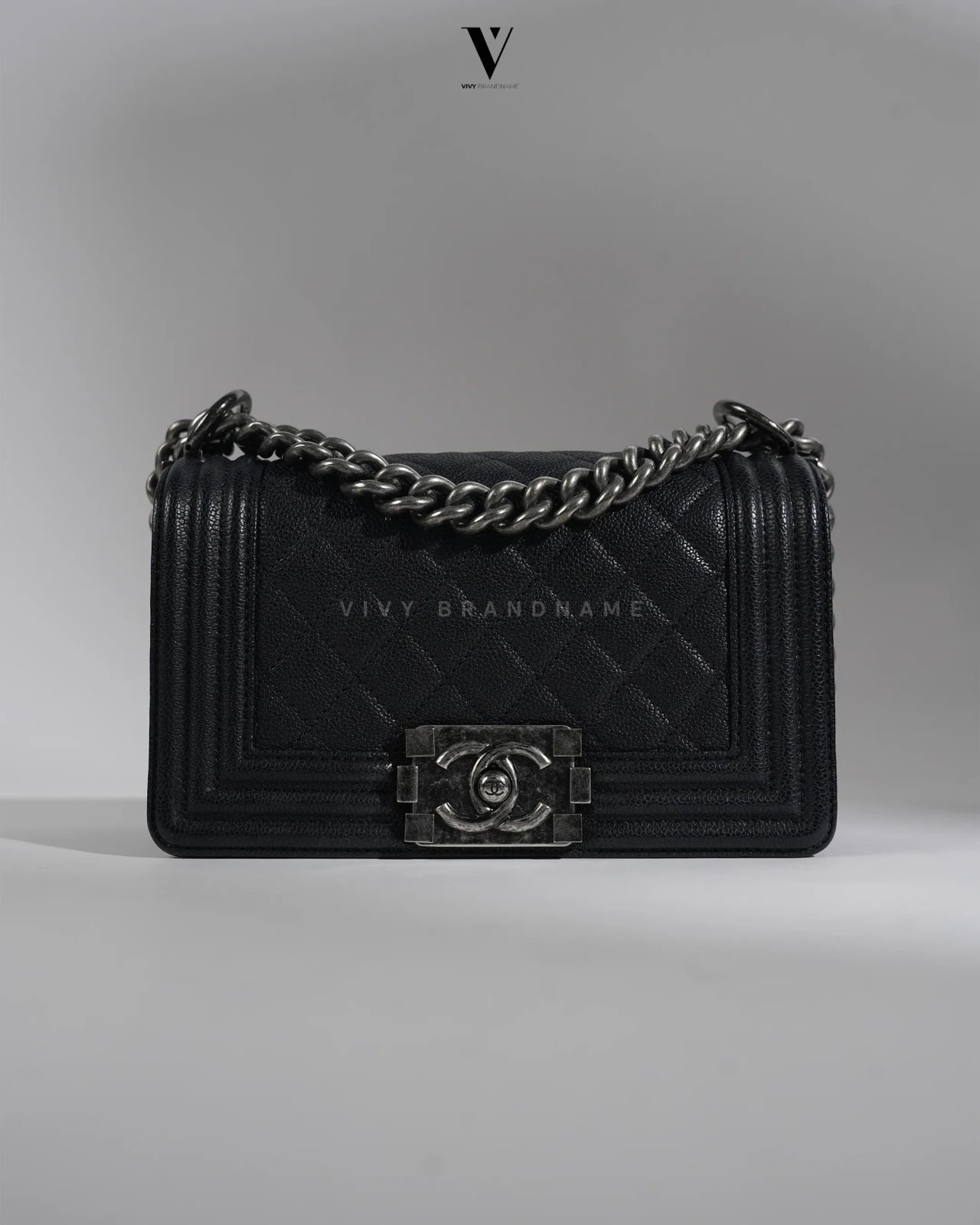 Chanel boy 8 — Image 1