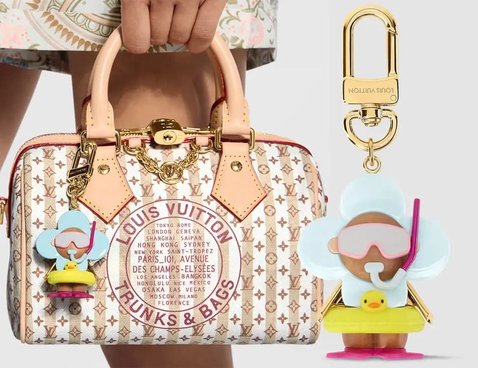 พาส่อง 3 ชาร์มห้อยกระเป๋า Louis Vuitton รุ่นน่ารักน่าเก็บ พร้อมรุ่นใหม่ LV x TM Vivienne Cuddle — ภาพประกอบ 2