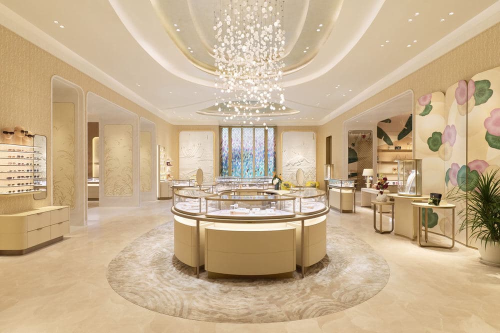 Cartier เผยโฉมบูติกสองชั้นสุดอลังการกลางสยามพารากอนในคอนเซ็ปต์ ‘Heavenly Cartier’ ที่สายลักชูรีต้องห้ามพลาด! — ภาพประกอบ 2