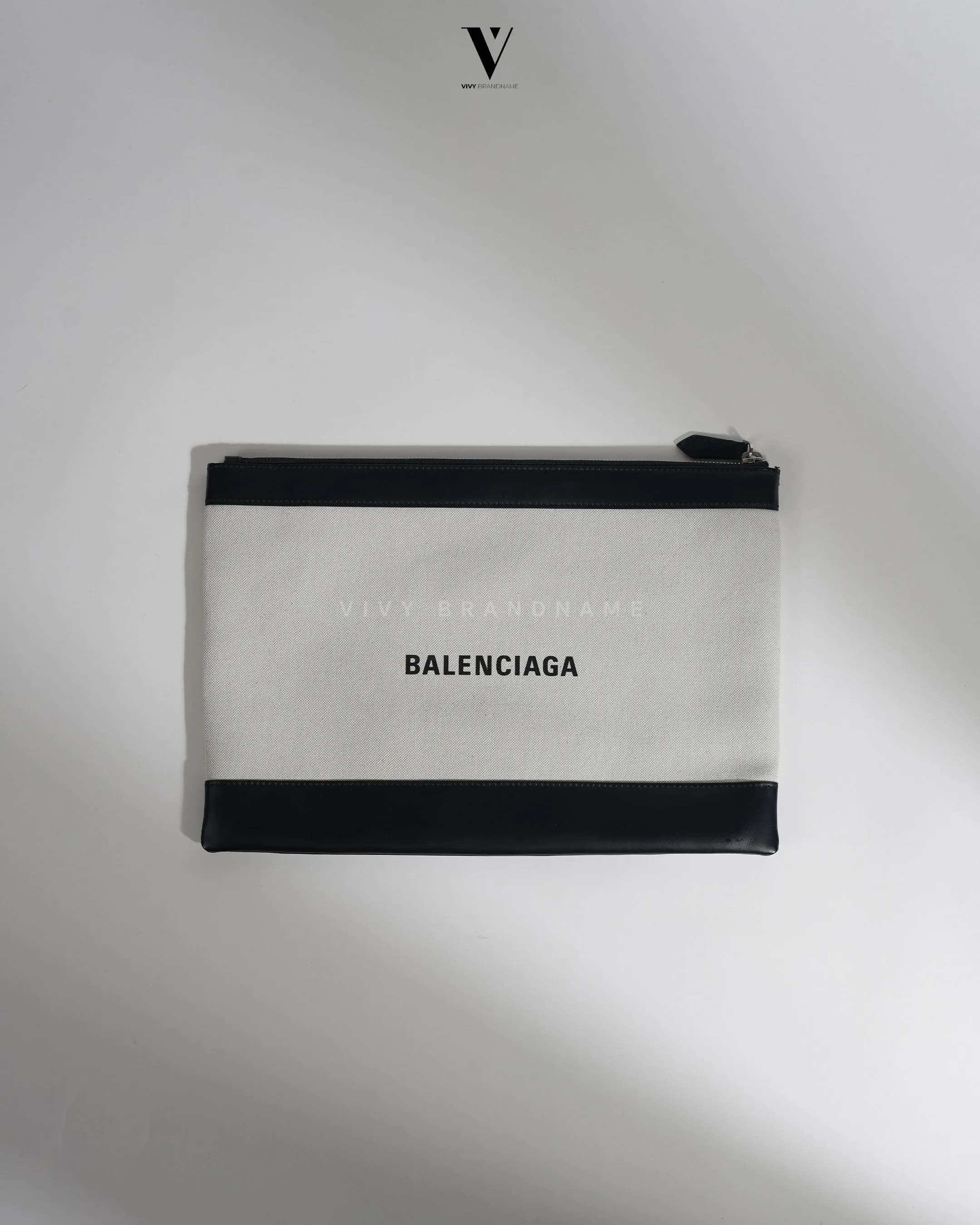 Balenciaga navy clip M clutch — navy clip M clutch