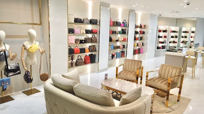 พื้นที่รับรองลูกค้าภายในโชว์รูม Vivy Brandname